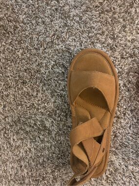 BearPaw Women's Tan Suede Adjustable Slide Sandal